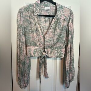 Skylar + Madison Green Pink Tie Dye Front Knot Smocked Blouse Size Medium